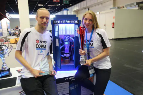 Casemods of DCMM @ Gamescom 2016 17 Stefan Ulrich & Kathrin Diederich - "Call the Doctor" - 1st Place Deutschlands schönstes Beauty Case Category