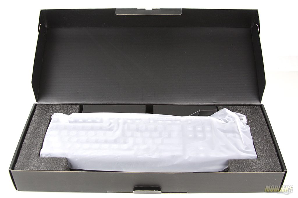 AZIO MGK L80 Mechanical Keyboard Lineup Review AZIO, Mechanical Keyboard, MGK L80 3