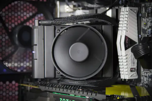 Cooler Master Announces Palm-sized MasterLiquid Maker 92 AIO CPU Cooler 6 Cooler Master Announces Palm-sized MasterLiquid Maker 92 AIO CPU Cooler AIO, Cooler, Cooler Master, CPU, heatsink, masterliquid 5