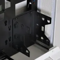 Lian Li Wall-mountable O-Series Now Available in White 9 Lian Li Wall-mountable O-Series Now Available in White aluminum, Lian Li, O-series, pc-05sw, pc-07sw, pc-08WBW, tempered glass 8