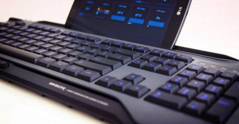 Roccat Skeltr Keyboard