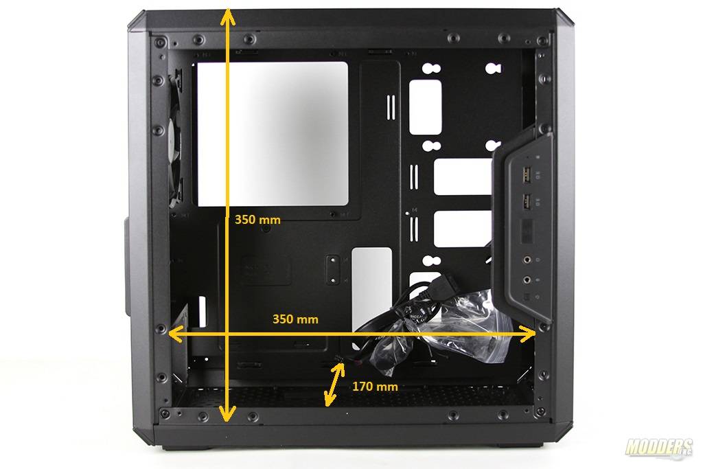 MasterBox Q300L