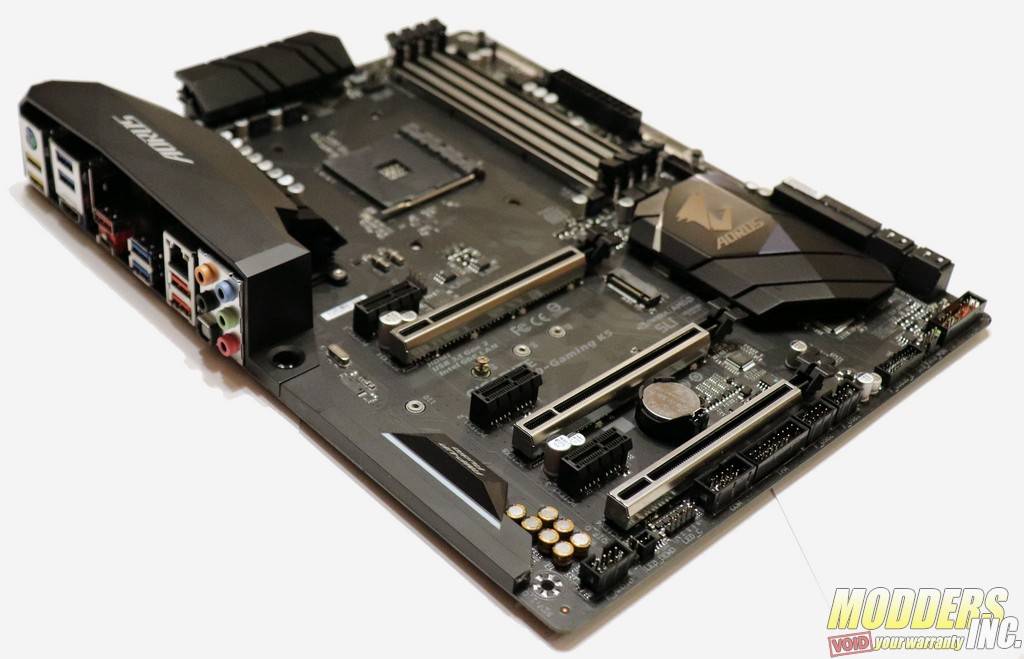 Gigabyte AORUS AX370-Gaming K5 AMD, benchmarkreviews, Gigabyte, Motherboard 3