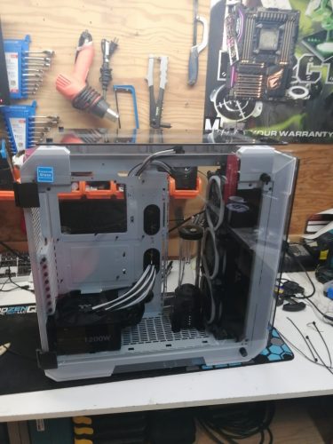 Aorus TRX40 Xtreme CES 2020 Case Mod Build Aorus, Case Mod, CES 3