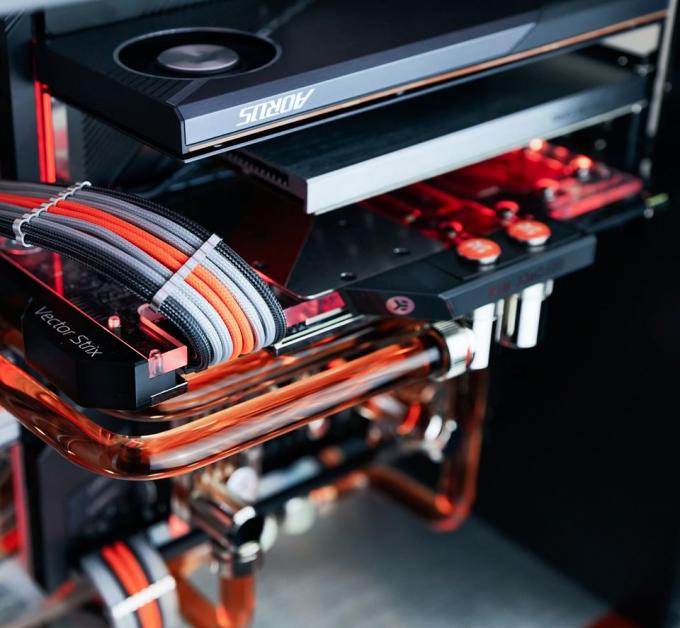 Justin Chu - Case Mod Monday case mod monday, Case Modder, EK, In Win, pc case mod 4