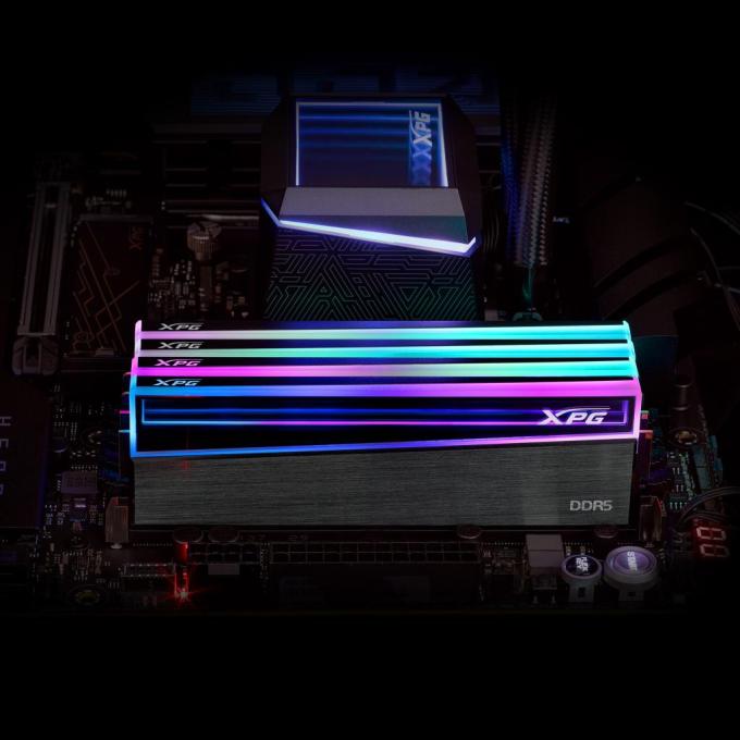 World’s First Infinity Mirror Gaming Memory by XPG 3 XPG NOVAKEY RGB